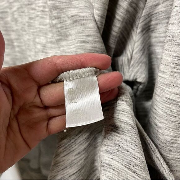Zella gray Sweatshirt  - Picture 4 of 7